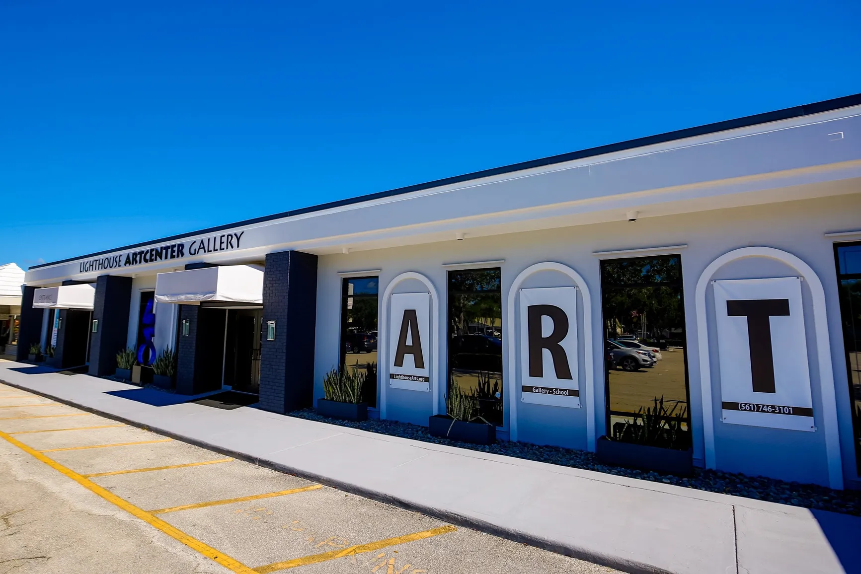 LighthouseArtCenter Banner